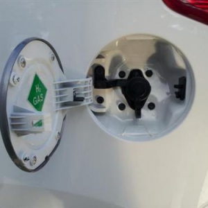 HyperSolar利用太阳能制氢 降低氢燃料成本