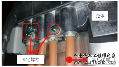 线缆屏蔽层和壳体端接