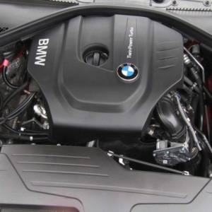 宝马为何推出1.5T三缸增压发动机?