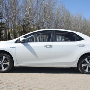 评：最接近传统车的混动车-雷凌双擎