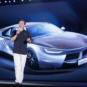 太阳能和纯电动汽车谁更靠谱？