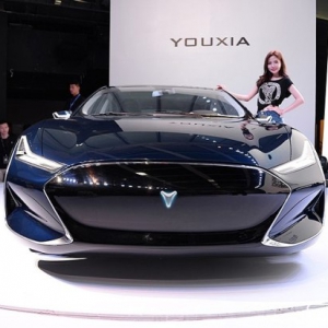 代工或高端 中国电动汽车该如何发展