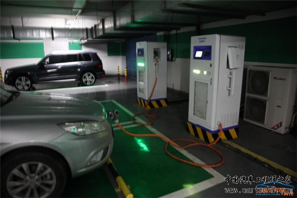 电动汽车,充电,充电桩,续航,动力电池