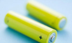 中国新能源汽车电池技术路线该怎么走？