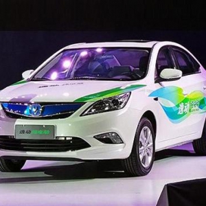 长安汽车欲2025年禁售燃油车 业内称不乐观