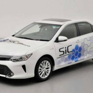 丰田油电混合技术｜油耗低动力还猛：油电混合技术到底哪家强？