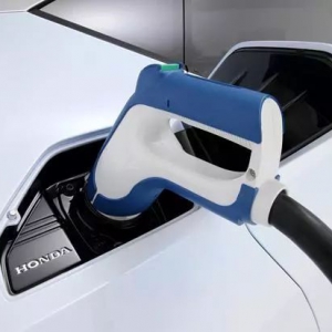 燃料电池汽车车载氢气安全研究